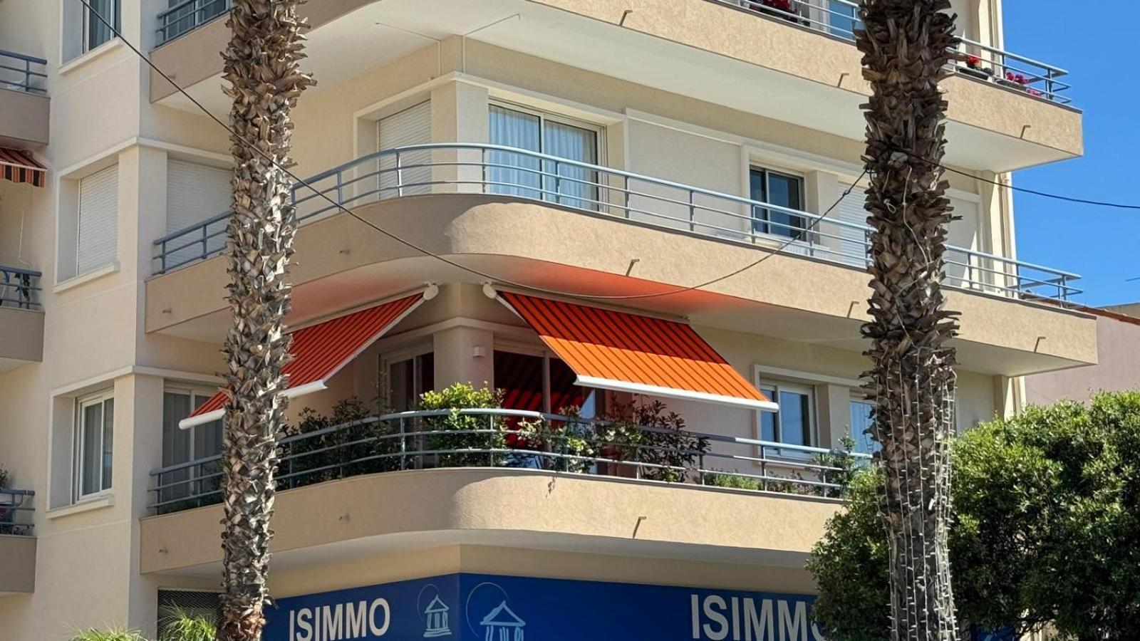 Appartement Luxueux Plein Centre De Cavalaire A 2Mn De La Plage Екстер'єр фото